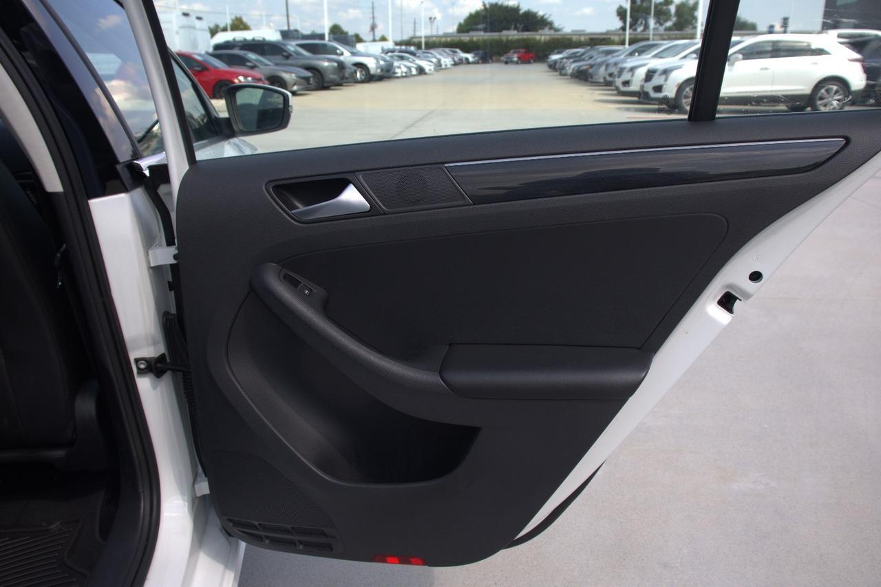 2017 VOLKSWAGEN JETTA SEL Houston TX