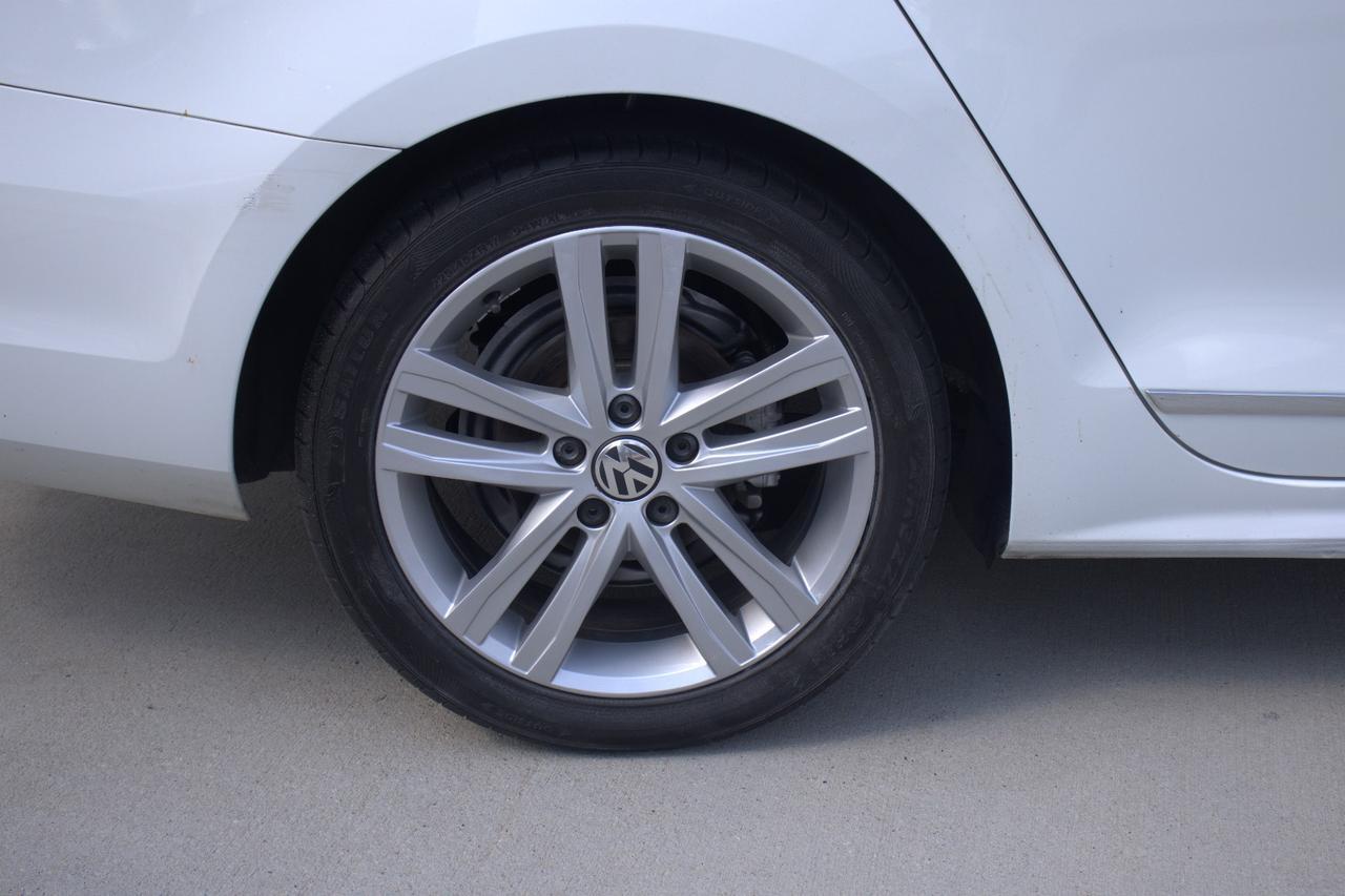 2017 VOLKSWAGEN JETTA SEL Houston TX