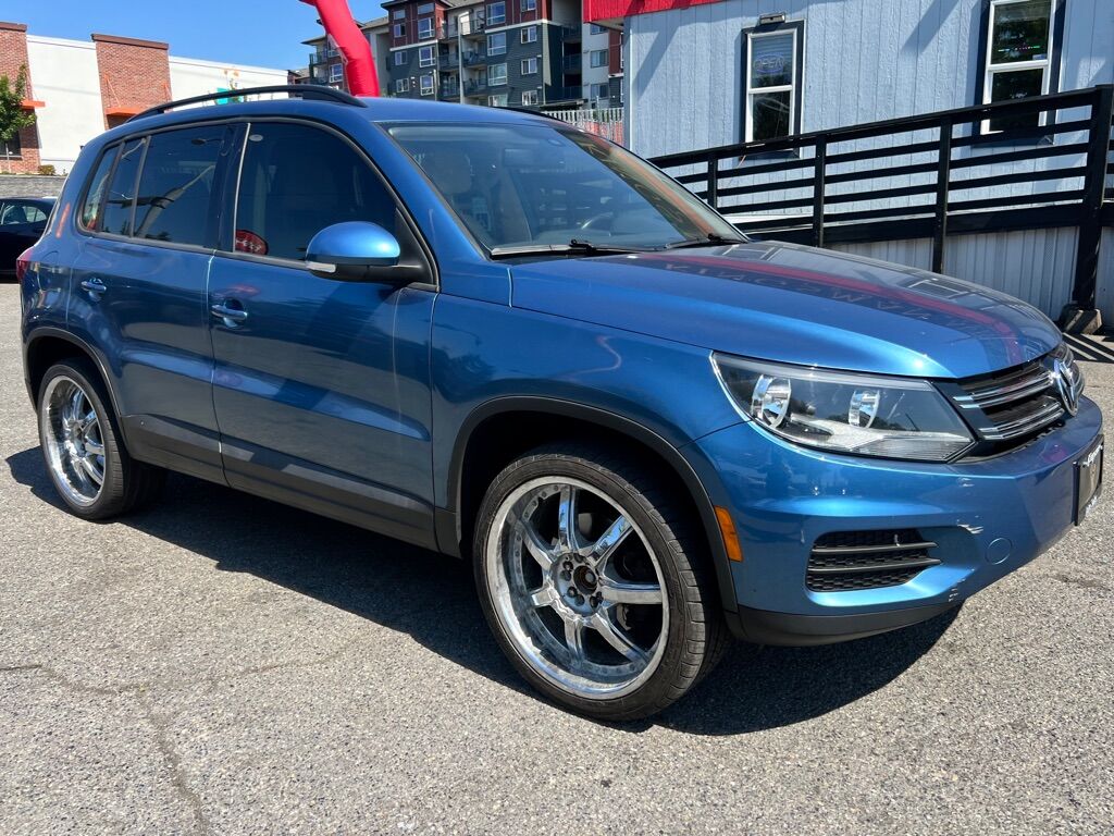 2017 VOLKSWAGEN TIGUAN 2.0T LIMITED S Des Moines WA