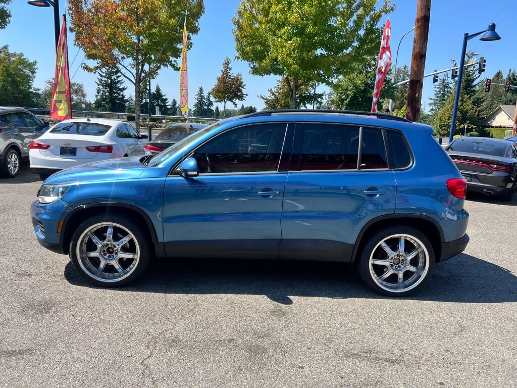 2017 VOLKSWAGEN TIGUAN 2.0T LIMITED S Des Moines WA