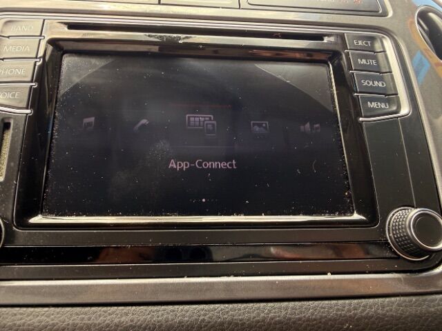 2017 VOLKSWAGEN TIGUAN 4D Round Rock TX