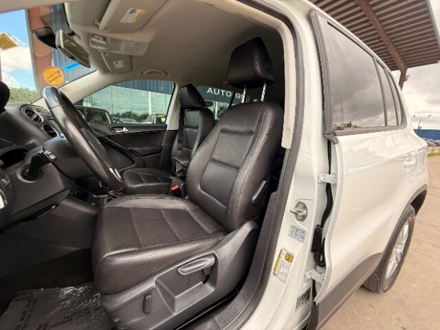 2017 VOLKSWAGEN TIGUAN 4D Round Rock TX