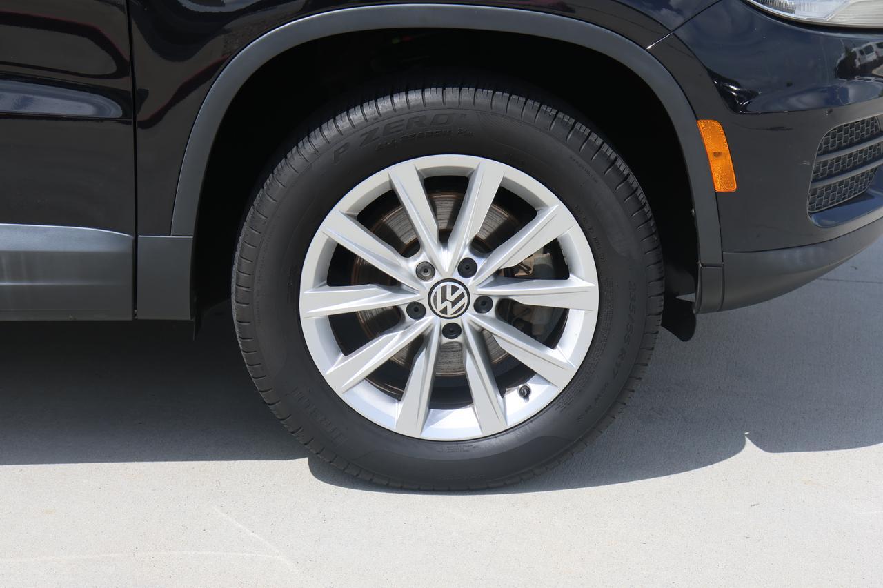 2017 VOLKSWAGEN TIGUAN S Houston TX