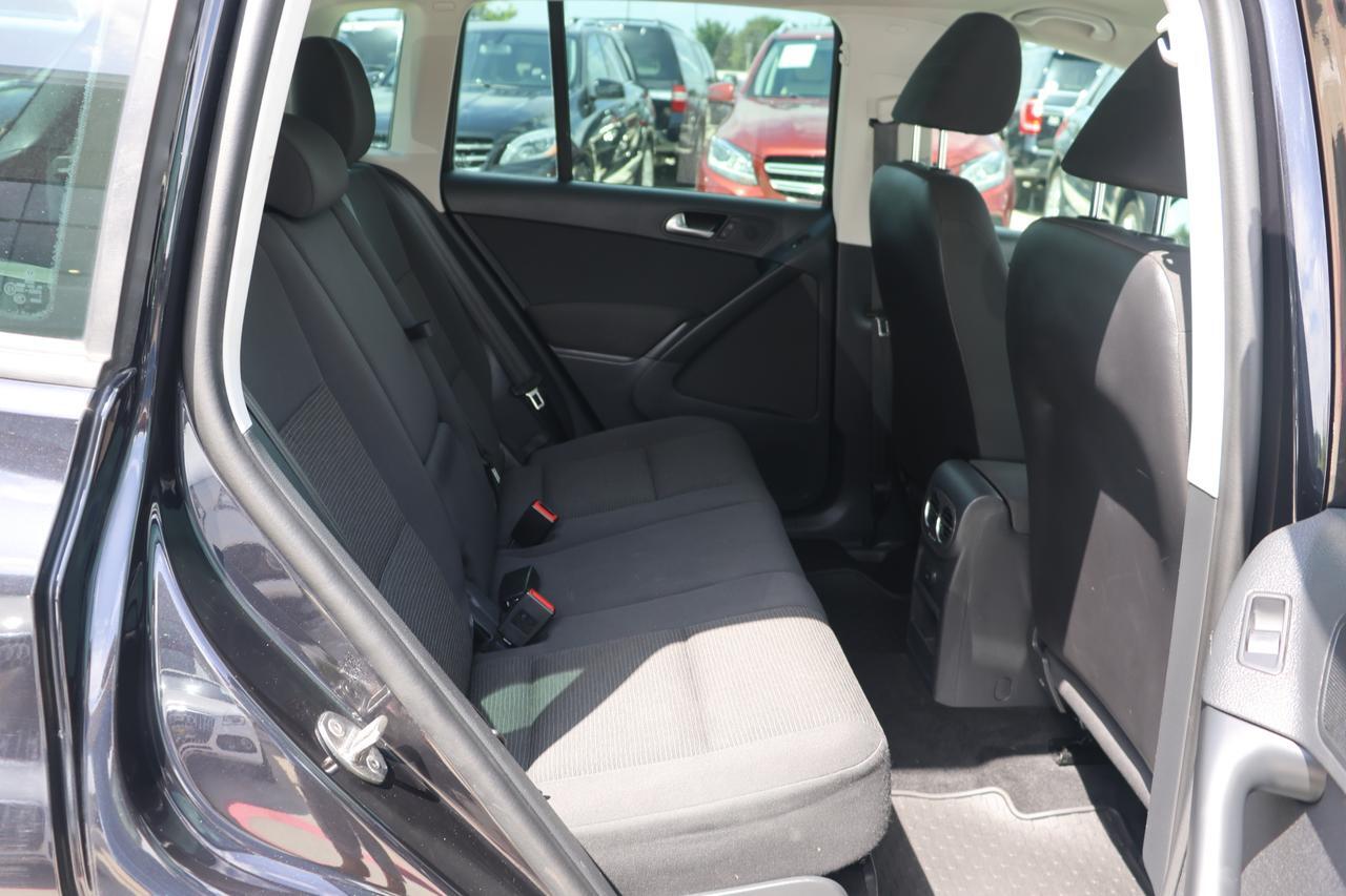 2017 VOLKSWAGEN TIGUAN S Houston TX