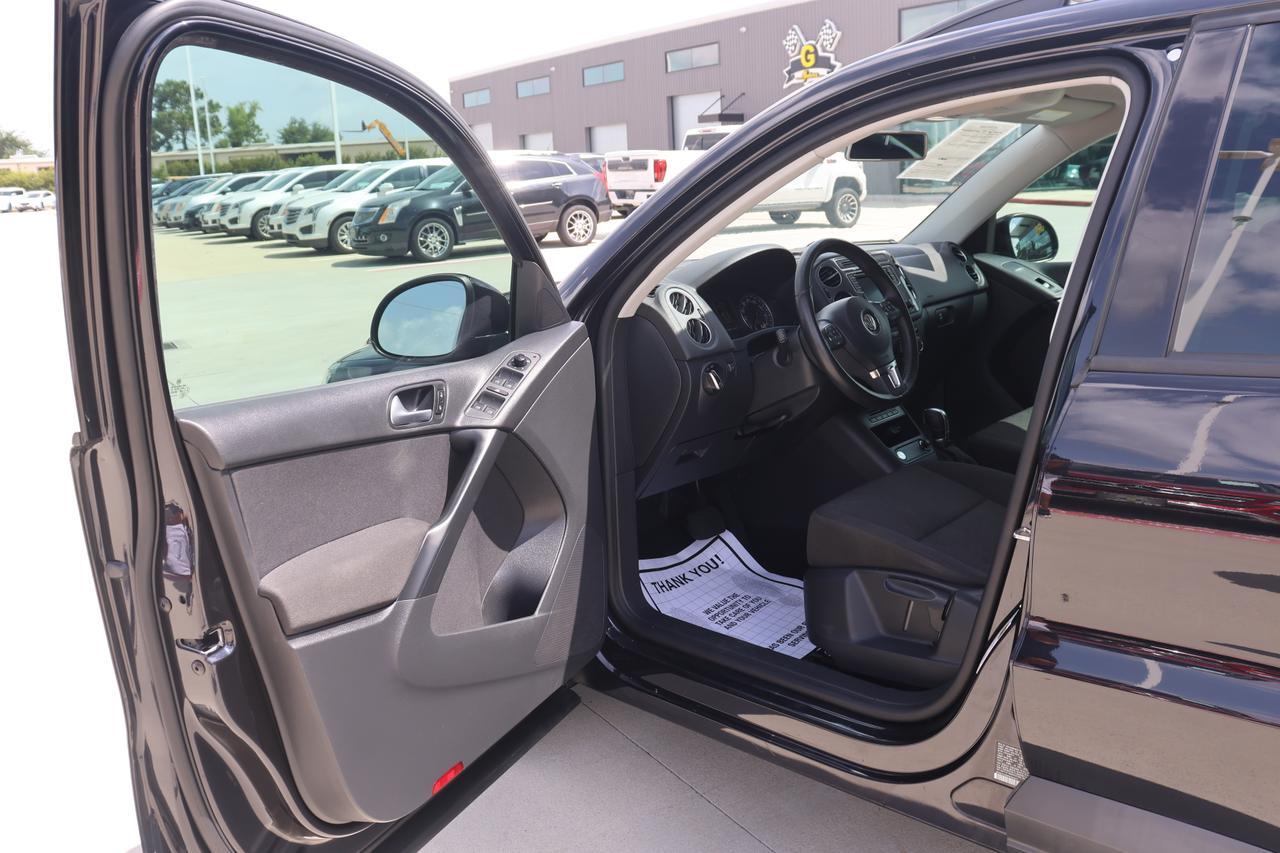 2017 VOLKSWAGEN TIGUAN S Houston TX