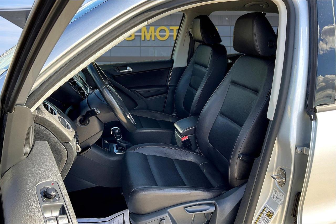 2017 VOLKSWAGEN TIGUAN S SILVER at G Motors