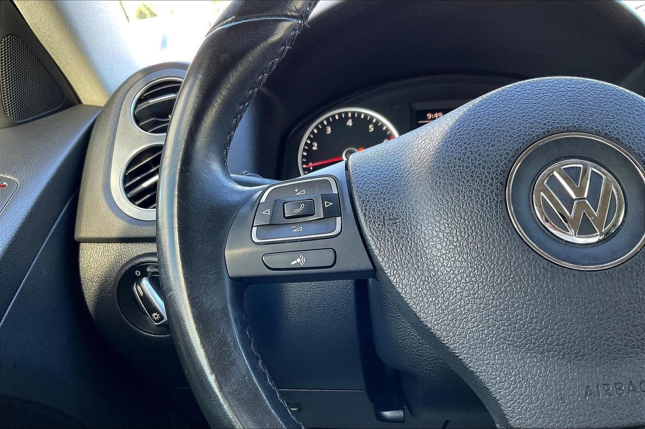 2017 VOLKSWAGEN TIGUAN S SILVER at G Motors