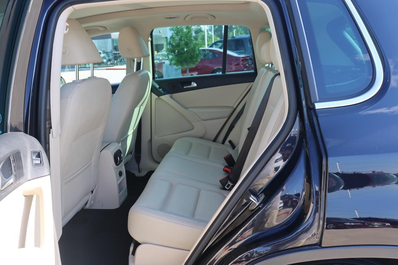 2017 VOLKSWAGEN TIGUAN WOLFSBURG Houston TX