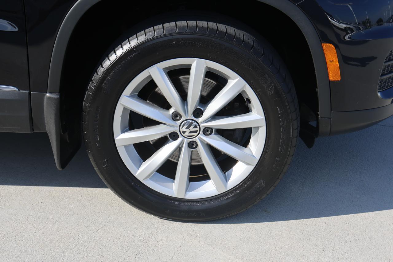 2017 VOLKSWAGEN TIGUAN WOLFSBURG Houston TX