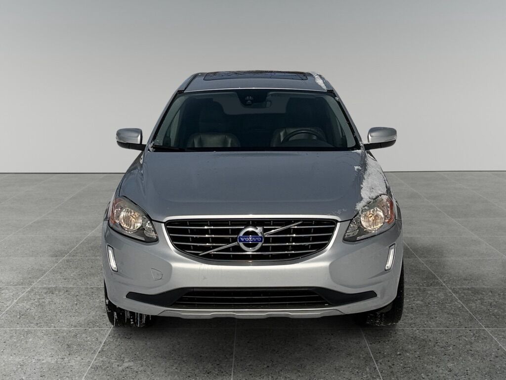 2017 VOLVO XC60 T5 INSCRIPTION