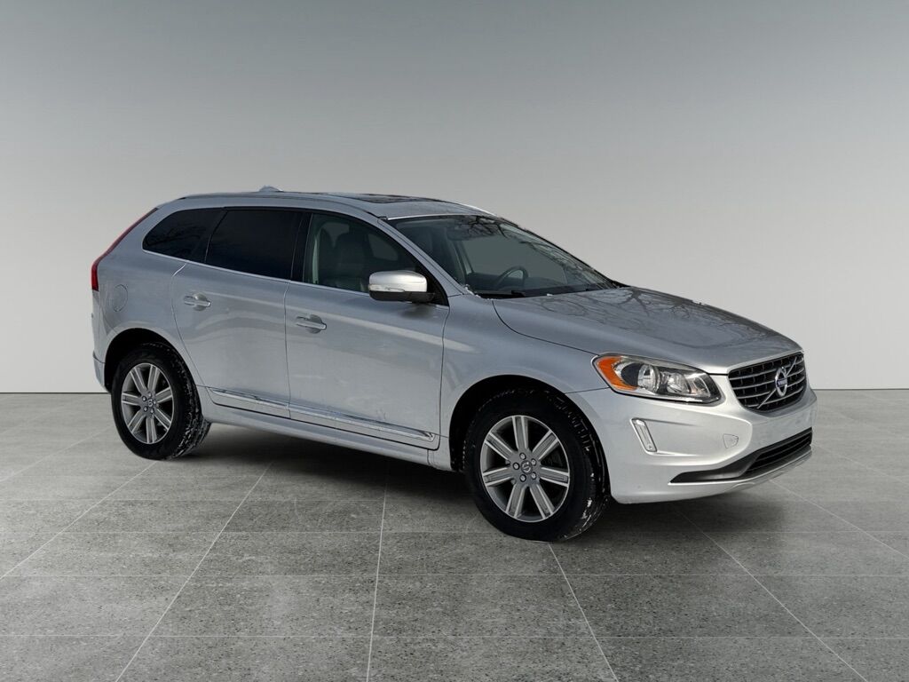2017 VOLVO XC60 T5 INSCRIPTION Toledo OH