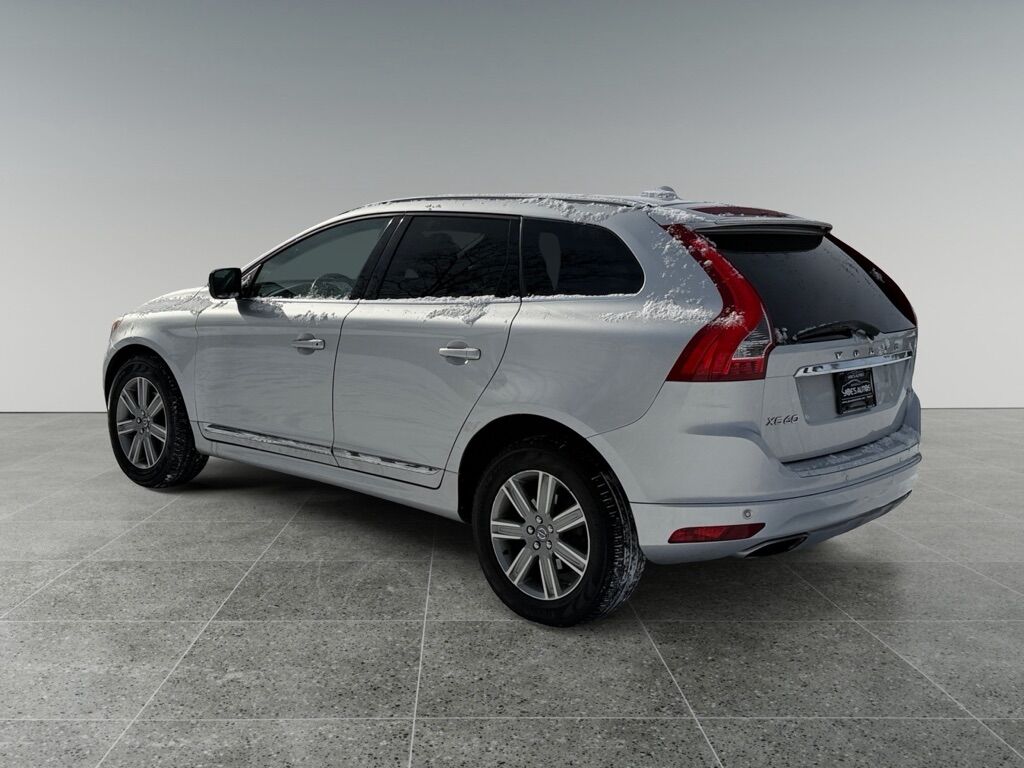 2017 VOLVO XC60 T5 INSCRIPTION Toledo OH