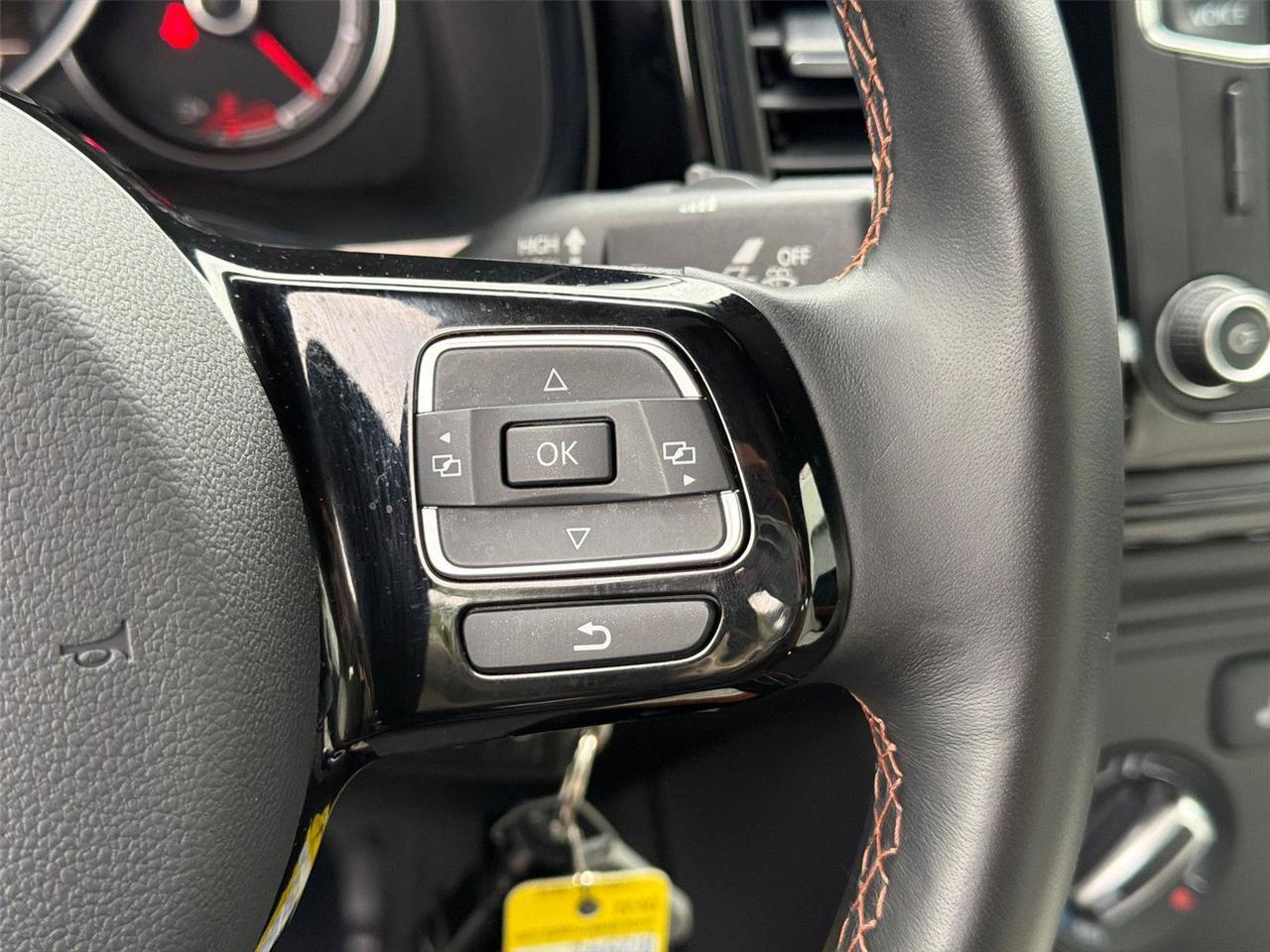 2017 Volkswagen Beetle 1.8T Classic Hagerstown MD