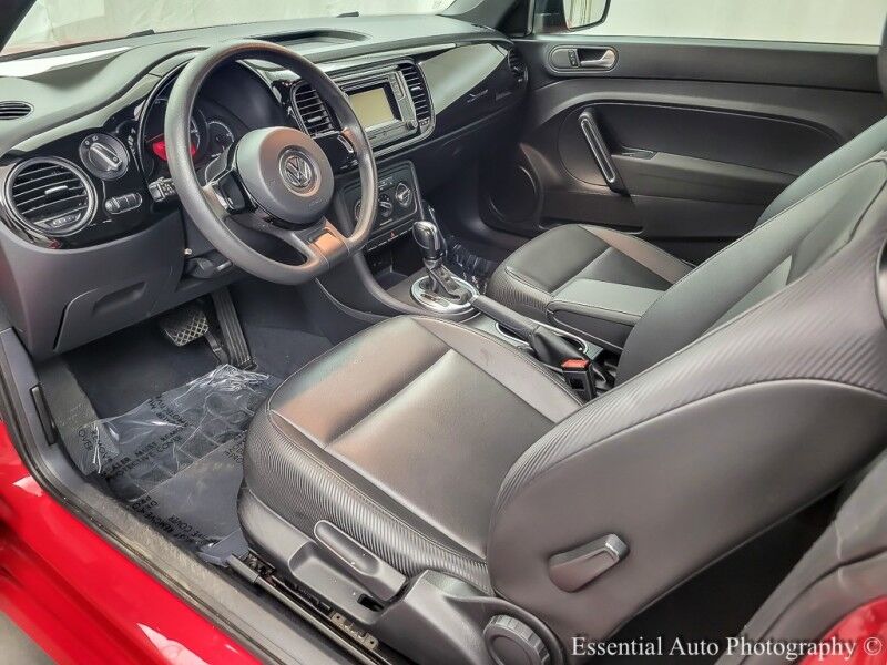 2017 Volkswagen Beetle 1.8T S Willowbrook IL