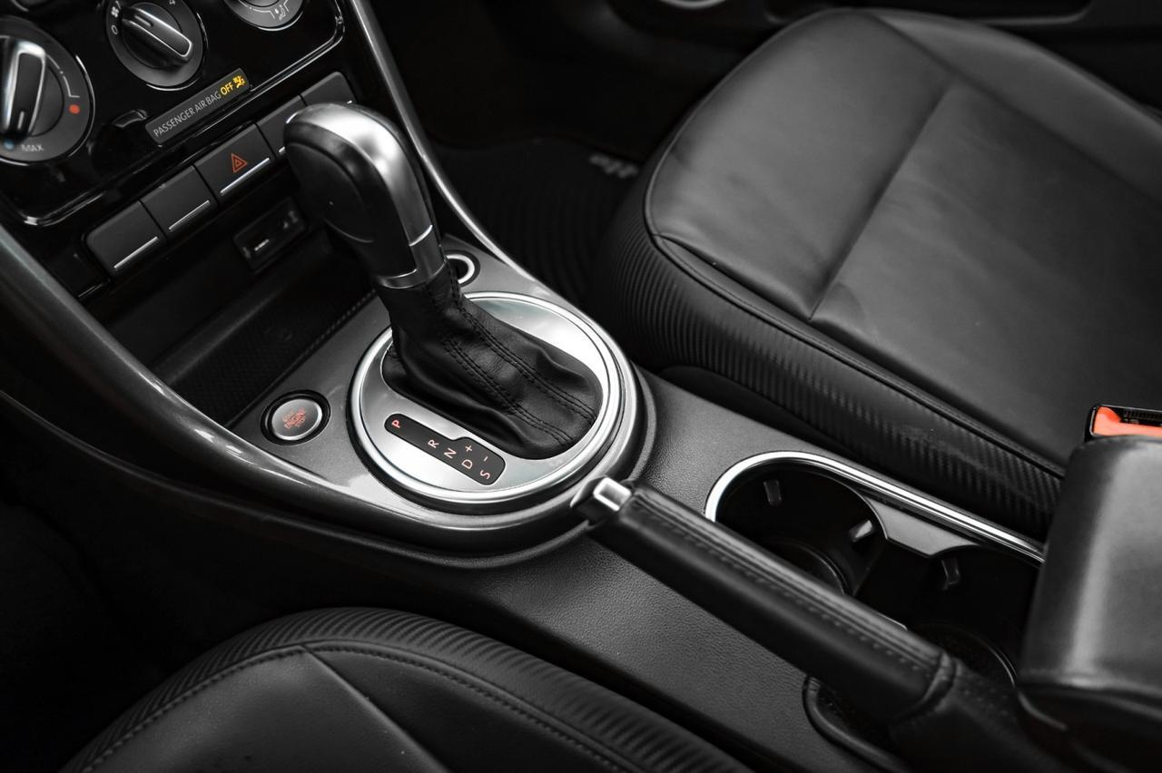 2017 Volkswagen Beetle 1.8T SE AUTOMATIC LEATHER HEATED SEATS REAR CAMERA KEYLESS START Carrollton TX