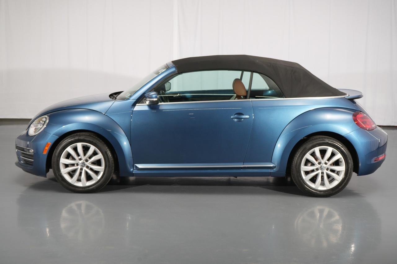 2017 Volkswagen Beetle Convertible 1.8T Classic
