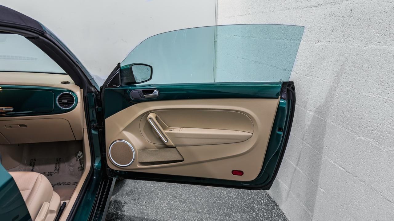 2017 Volkswagen Beetle Convertible 1.8T SEL Tallmadge OH