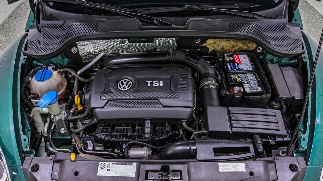 2017 Volkswagen Beetle Convertible 1.8T SEL Tallmadge OH