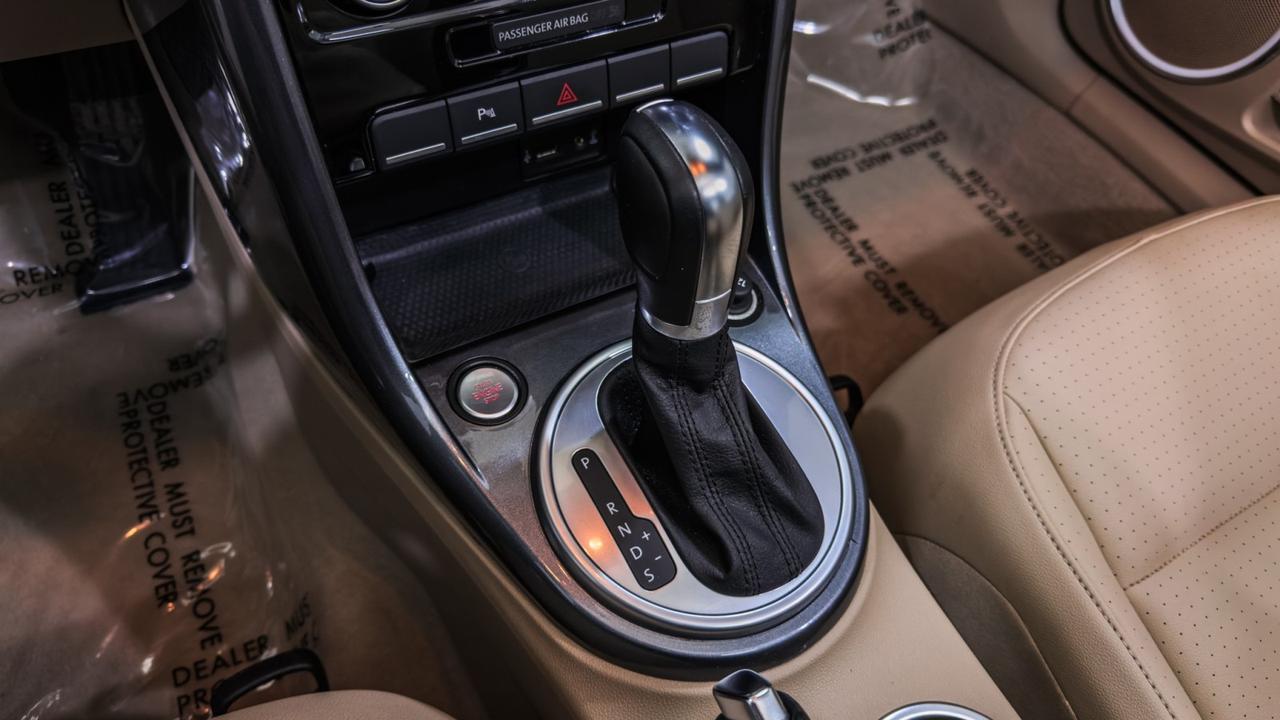 2017 Volkswagen Beetle Convertible 1.8T SEL Tallmadge OH