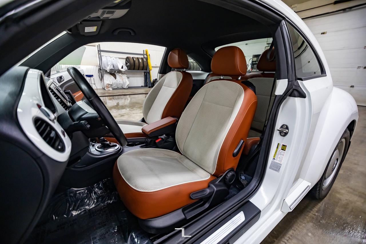 2017 Volkswagen Beetle Coupe Classic BCam Hseats Red Deer AB