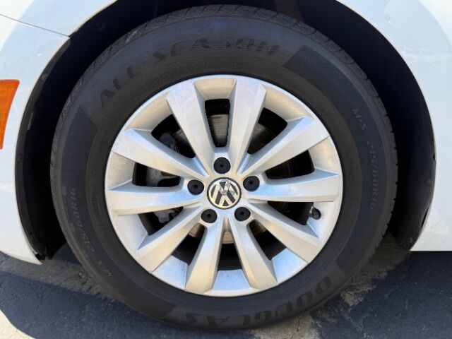 2017 Volkswagen Beetle Fleet Mesa AZ