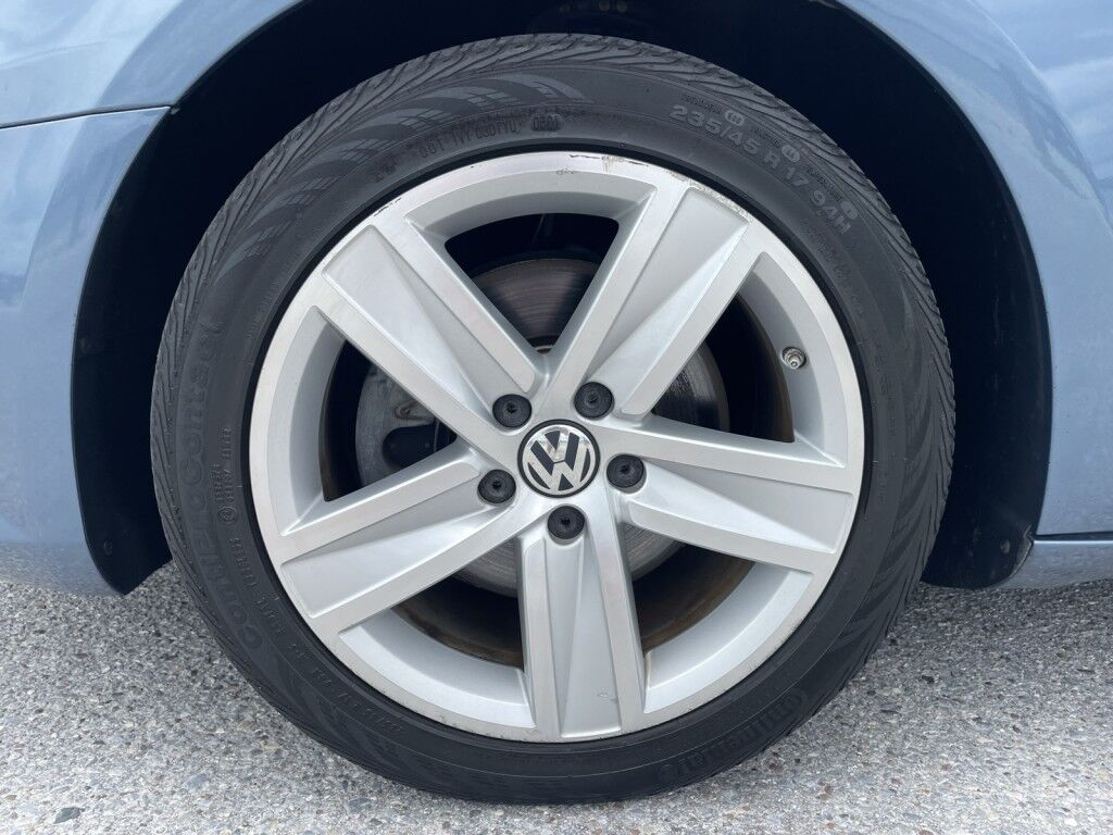 2017 Volkswagen CC 2.0T SPORT~LOW MILES~NAVIGATION~ALLOY WHEELS~POWER LOCKS/WINDOWS~ONLINE FINANCE AND SHIPPING AVAILABLE!!!! Sarasota FL