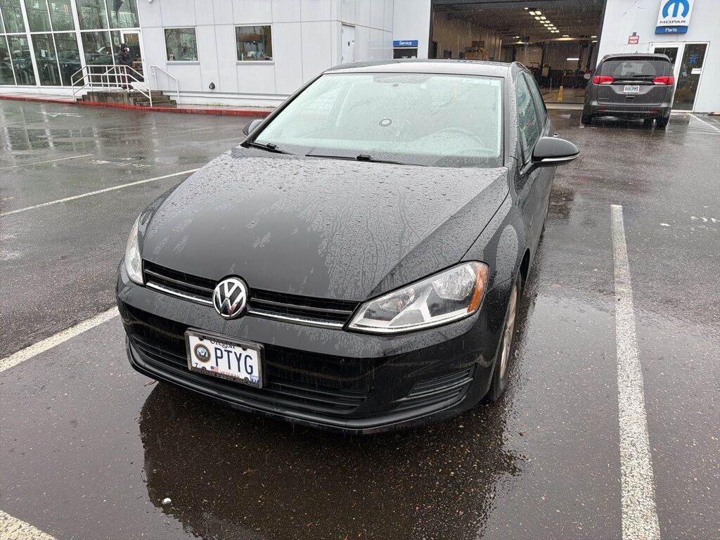 2017 Volkswagen Golf Gresham OR