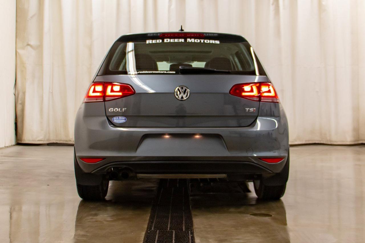 2017 Volkswagen Golf 5 Dr Highline Leather Roof Nav Red Deer AB