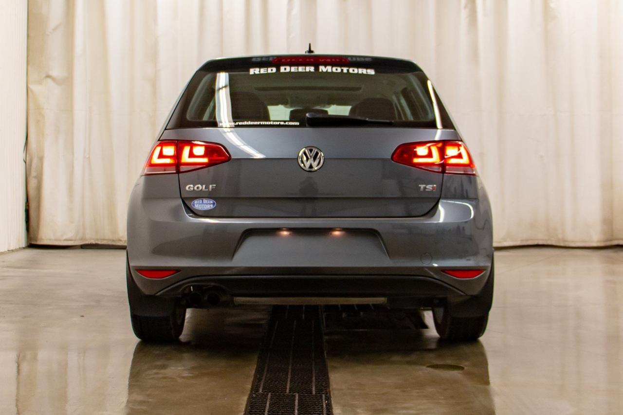 2017 Volkswagen Golf 5 Dr Highline Leather Roof Nav Red Deer AB