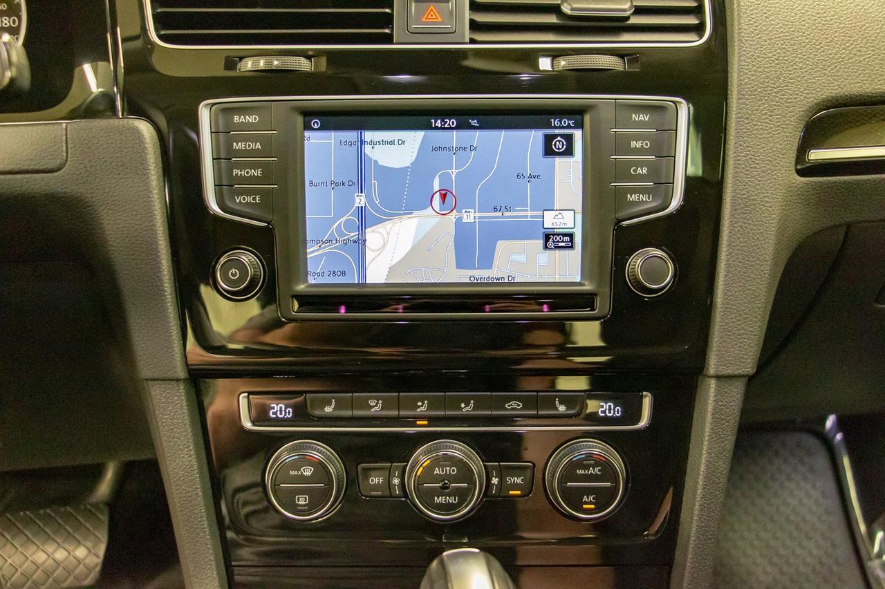 2017 Volkswagen Golf 5 Dr Highline Leather Roof Nav Red Deer AB