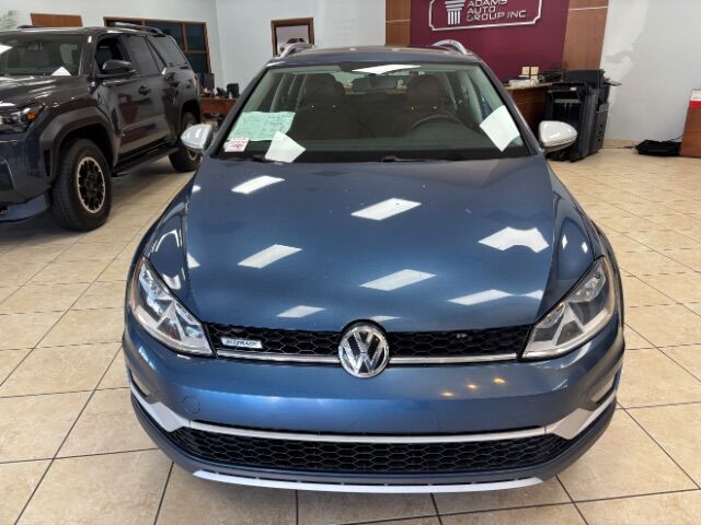 2017 Volkswagen Golf Alltrack TSI S