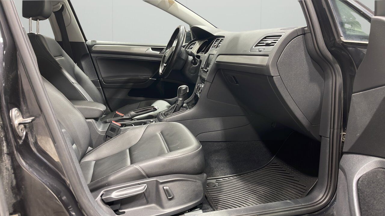 2017 Volkswagen Golf Comfortline Sherwood Park AB