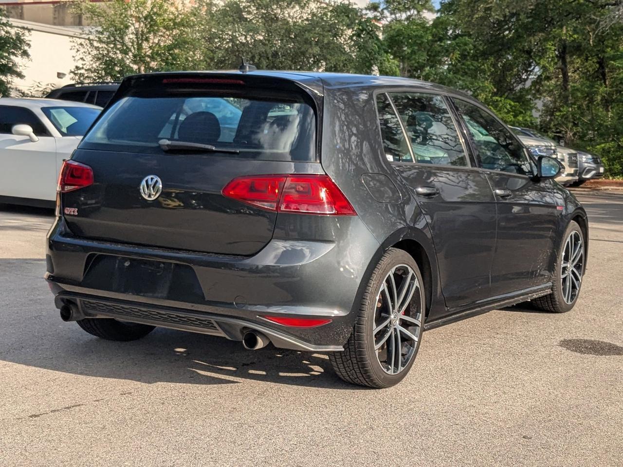 2017 Volkswagen Golf GTI