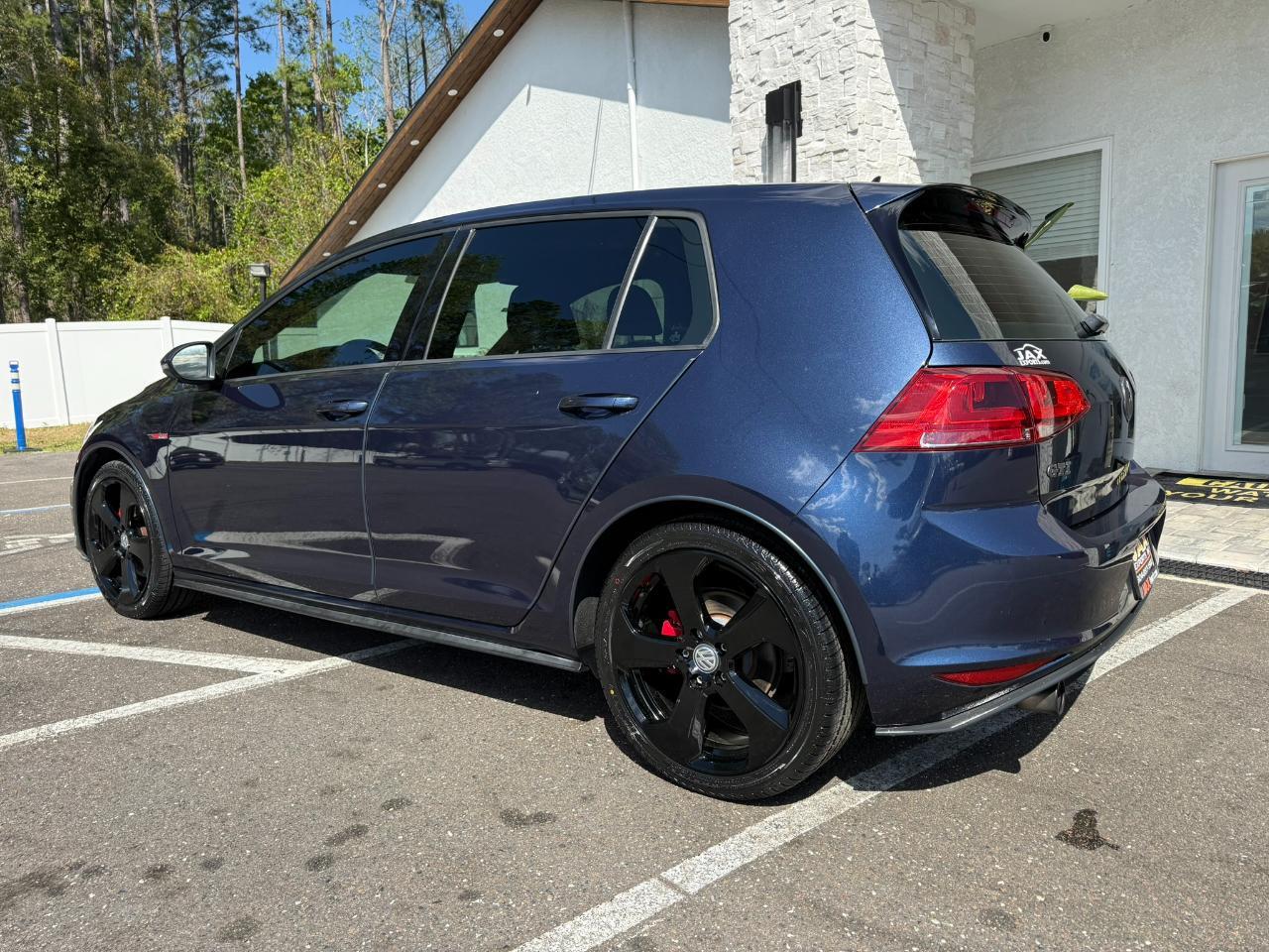 2017 Volkswagen Golf GTI 2.0T 4-Door Autobahn Manual