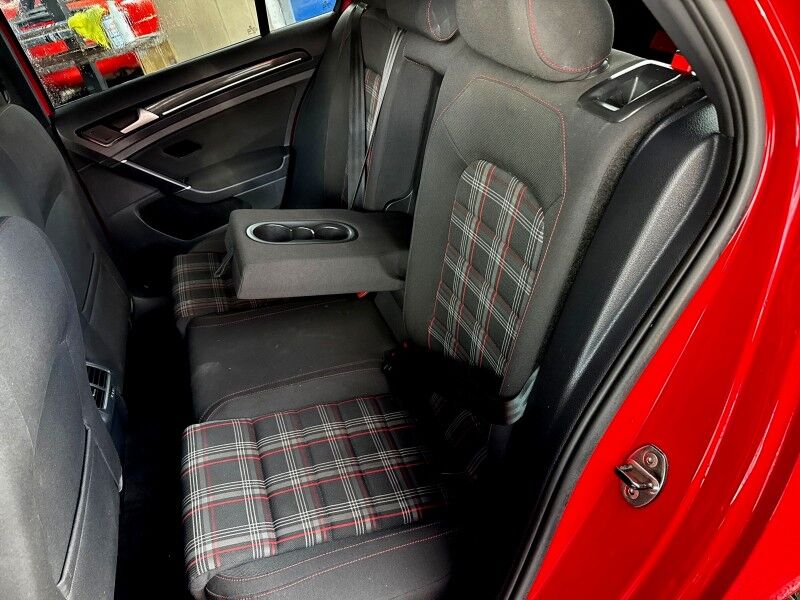 2017 Volkswagen Golf GTI 2.0T Sport 4-Door FWD Arlington VA