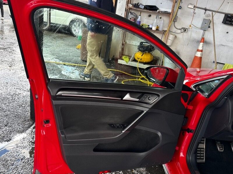 2017 Volkswagen Golf GTI 2.0T Sport 4-Door FWD Arlington VA