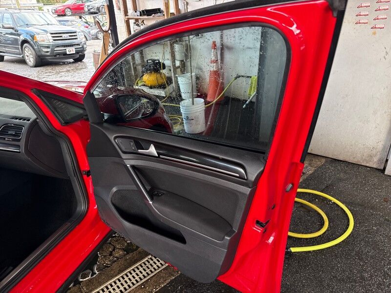 2017 Volkswagen Golf GTI 2.0T Sport 4-Door FWD Arlington VA