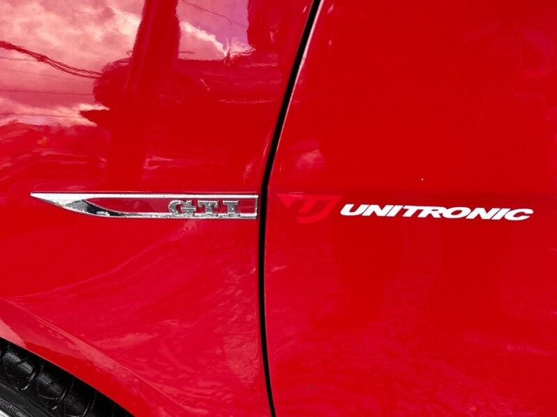 2017 Volkswagen Golf GTI 2.0T Sport 4-Door FWD Arlington VA