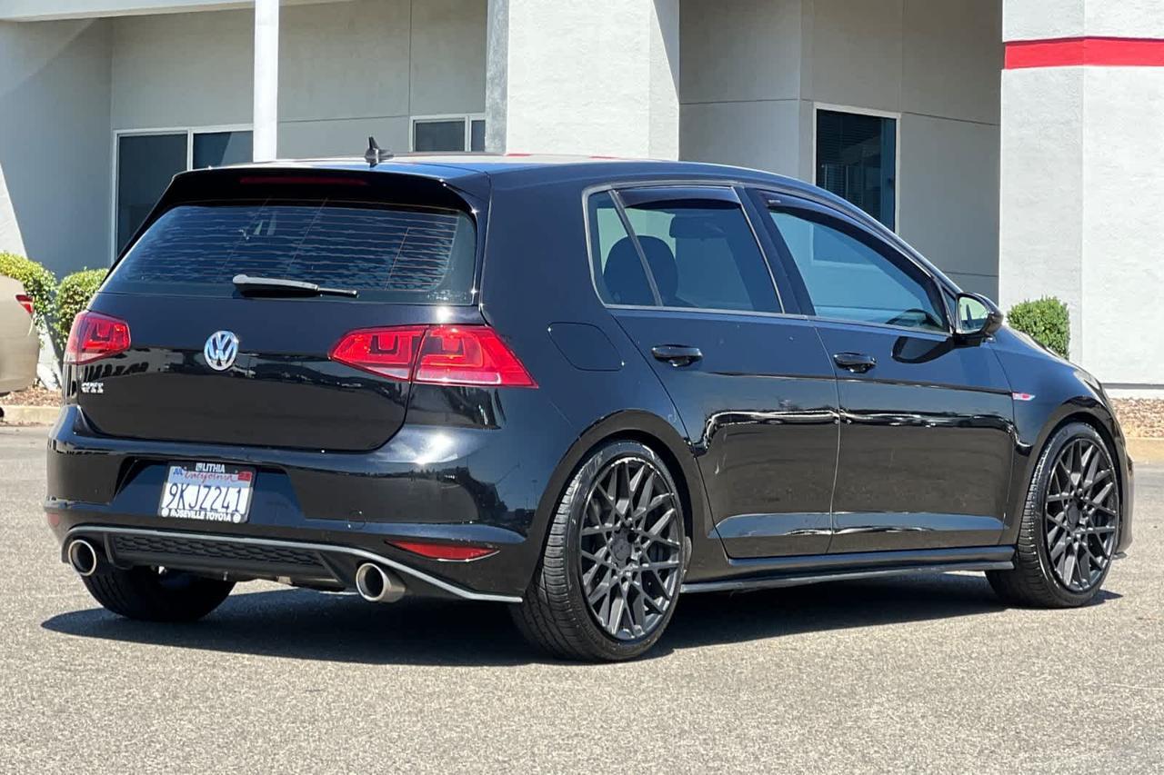 2017 Volkswagen Golf GTI Autobahn