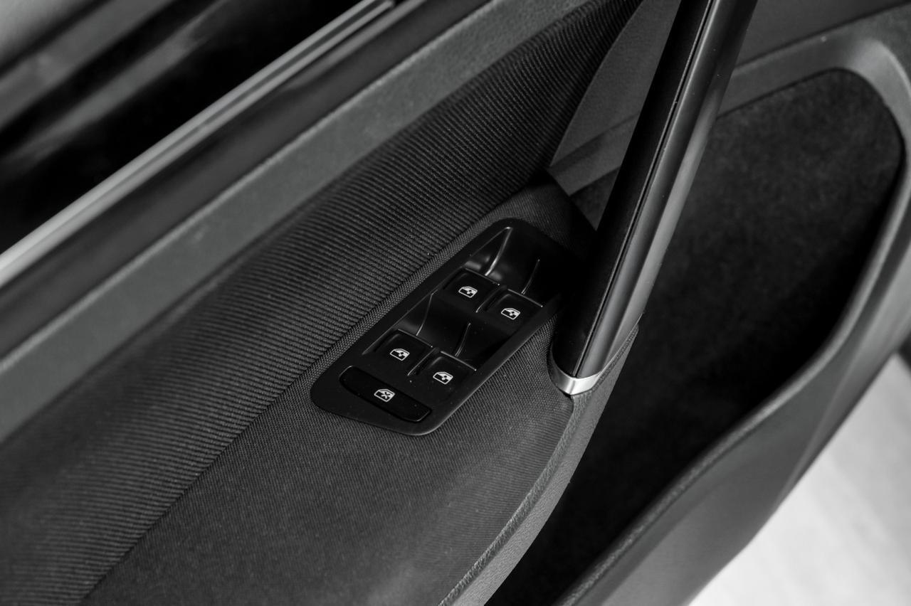 2017 Volkswagen Golf GTI S AUTOMATIC HEATED SEATS REAR CAMERA BLUETOOTH PADDLE SHIFTERS A Carrollton TX
