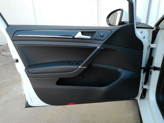 2017 Volkswagen Golf GTI SE 4-Door Plano TX