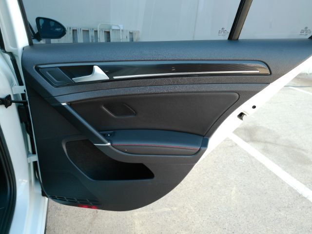 2017 Volkswagen Golf GTI SE 4-Door Plano TX