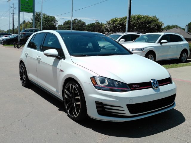2017 Volkswagen Golf GTI SE 4-Door Plano TX