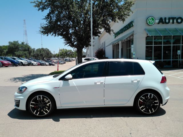 2017 Volkswagen Golf GTI SE 4-Door Plano TX