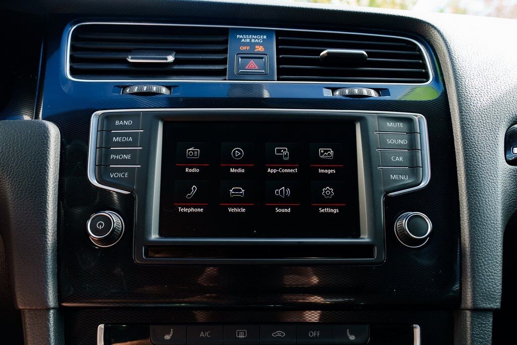 2017 Volkswagen Golf GTI SE Beaverton OR