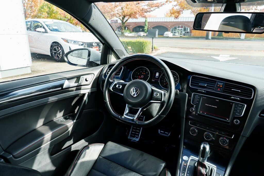 2017 Volkswagen Golf GTI SE Beaverton OR
