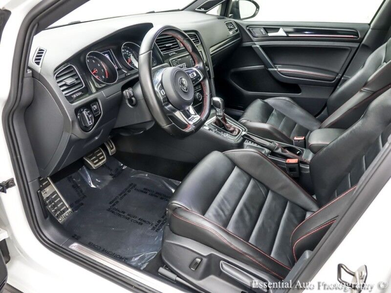 2017 Volkswagen Golf GTI SE Willowbrook IL