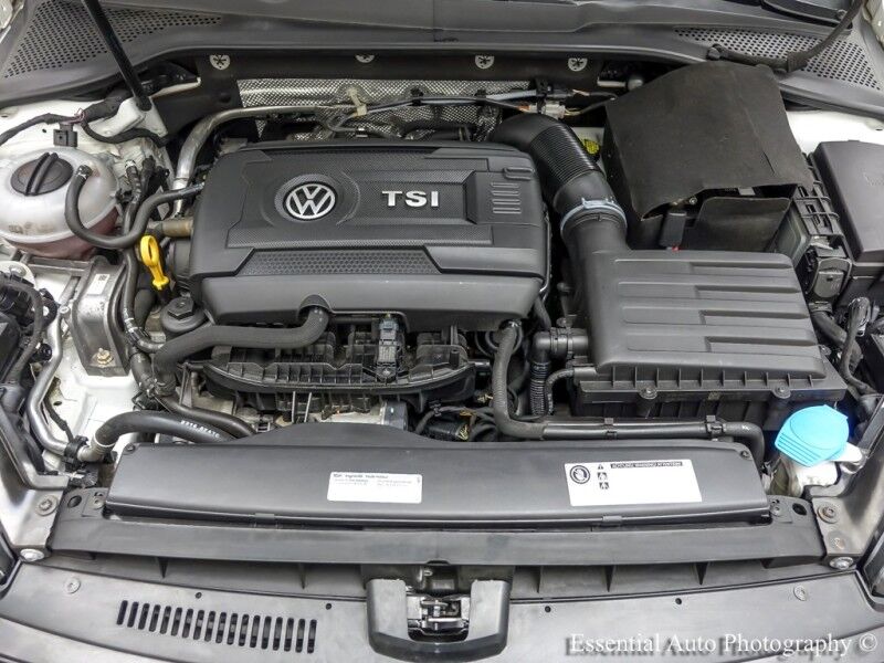 2017 Volkswagen Golf GTI SE Willowbrook IL