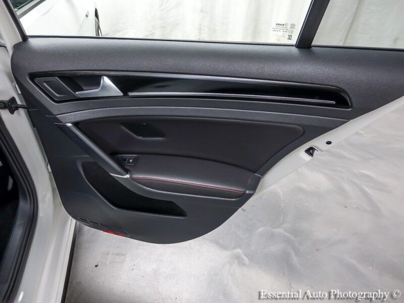 2017 Volkswagen Golf GTI SE Willowbrook IL