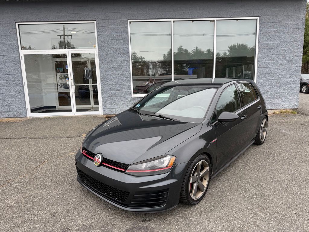 2017 Volkswagen Golf GTI Sport